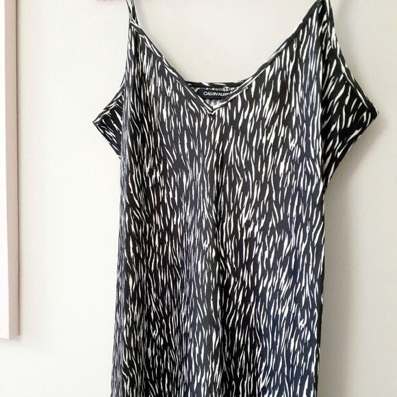 NWT Calvin Klein black & white abstract animal print sleeveless long dress, M - Picture 4 of 4